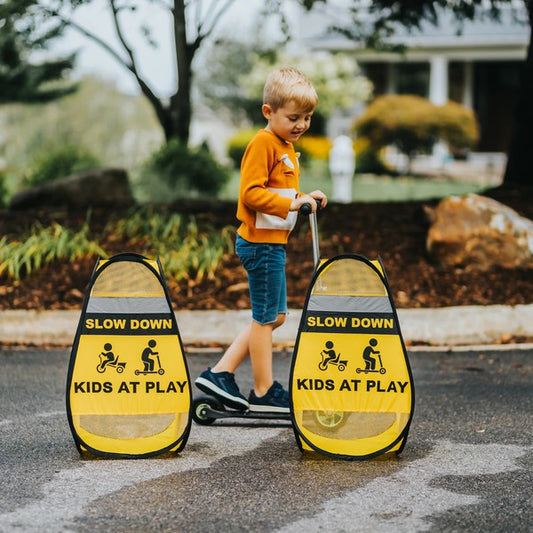 Kids at Play Safety Signs - 2 Pack