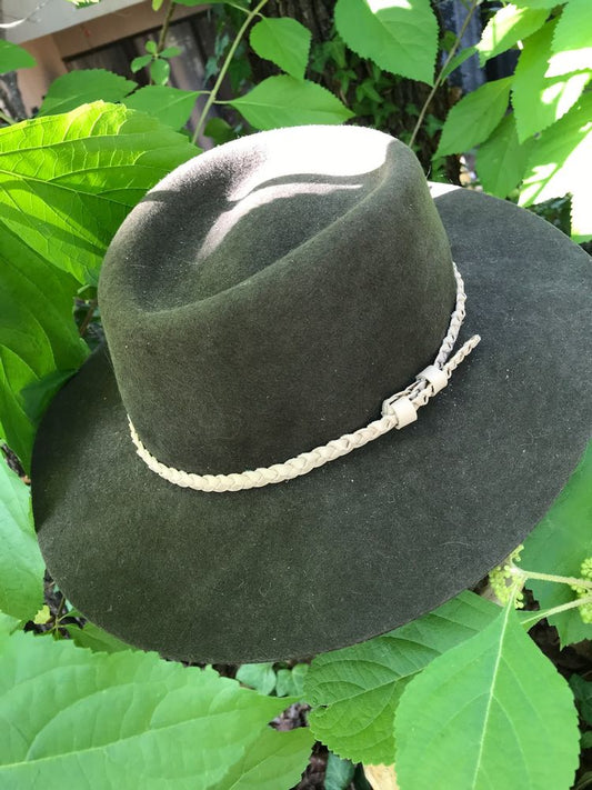 "The Vineyard Grove" Hat in Meadow Green